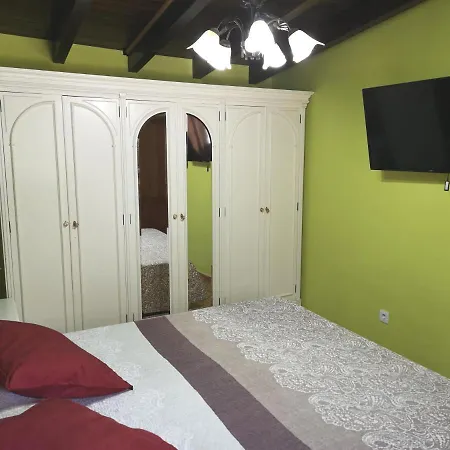 Apartament Tomas Y Puri