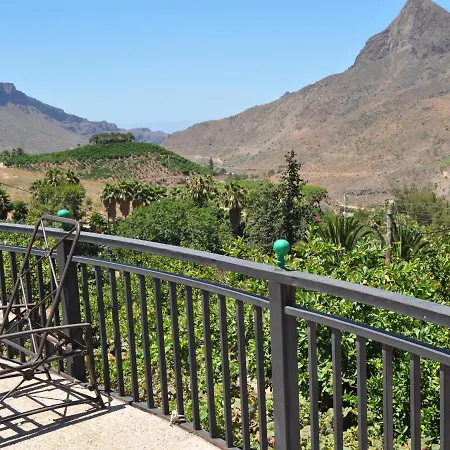 Tomas Y Puri Fátaga