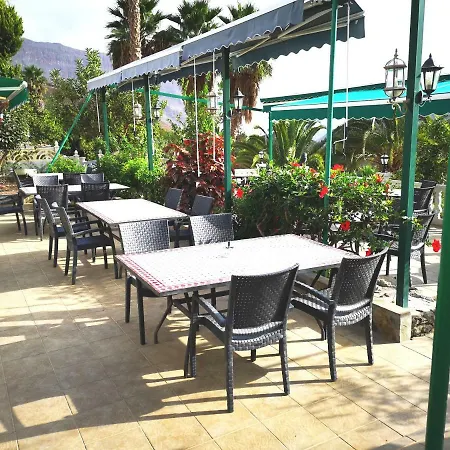Apartament Tomas Y Puri