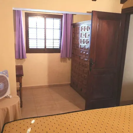 アパート フィンカ トマース イ プリー *