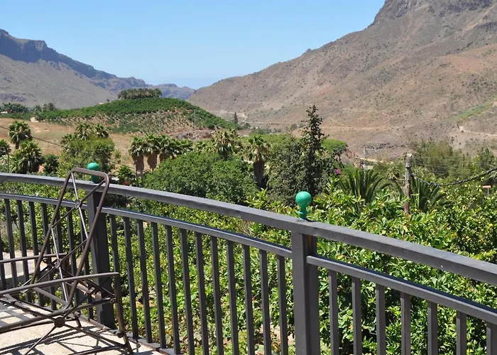 Tomas Y Puri Fátaga