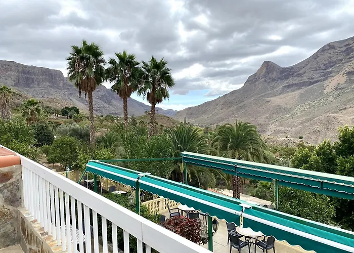 Tomas Y Puri Fátaga