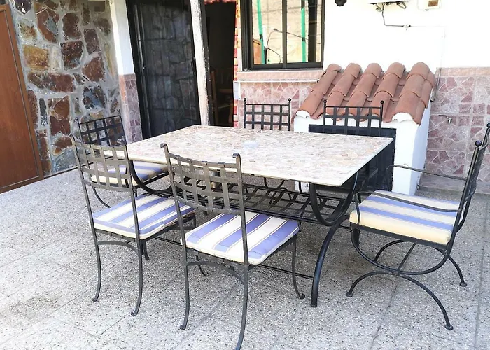 Tomas Y Puri Fátaga