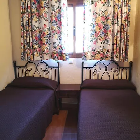 Tomas Y Puri Apartmán